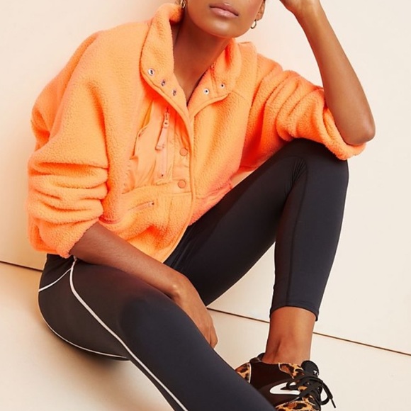 Free People Jackets & Blazers - Free People Hit The Slopes Fleece Jacket